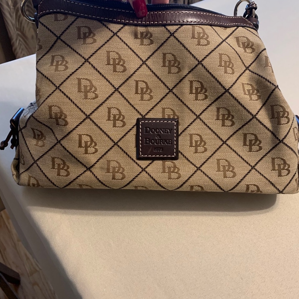 Dooney & Bourke purse